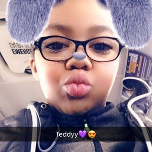 Meet your Posher, Pauline